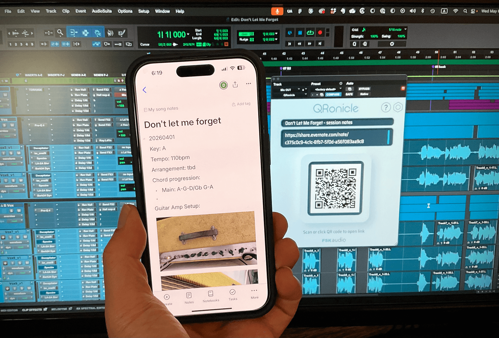 Recording notes superimposed on an iPhone screen